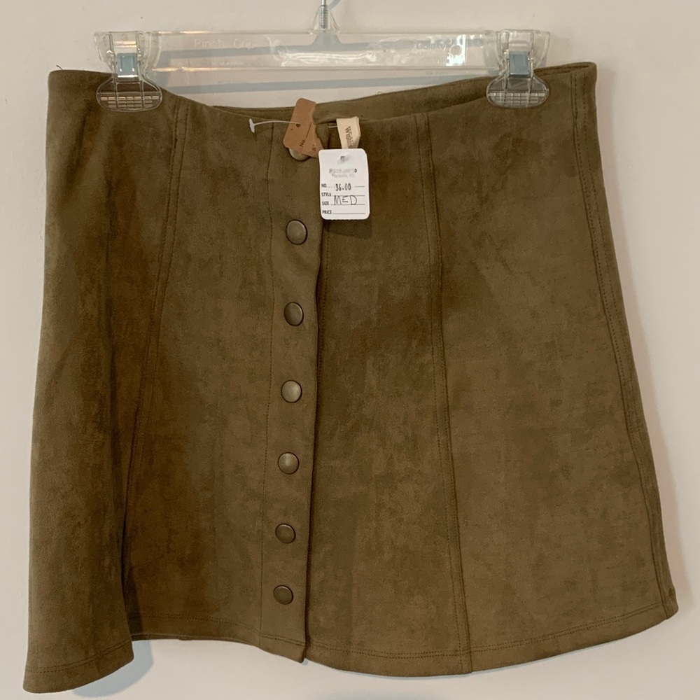 Wishlist Khaki Button-Front Mini Skirt medium nwt faux micro suede with stretch